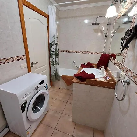 Apartment Parque Cattleya 101 Cozy In The Center Playa de las Americas (Tenerife)